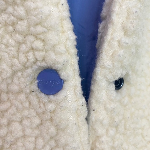 Wrangler Womens Sherpa Bomber Jacket Cream Blue Logo Varsity Size Small - Picture 4 of 9